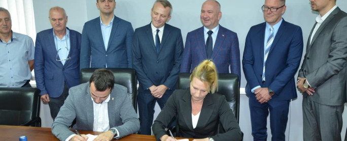 Opširnije: Potpisan ugovor imeđu nemačke kompanije SD Hirsch automotive i Biznis parka Bački Petrovac