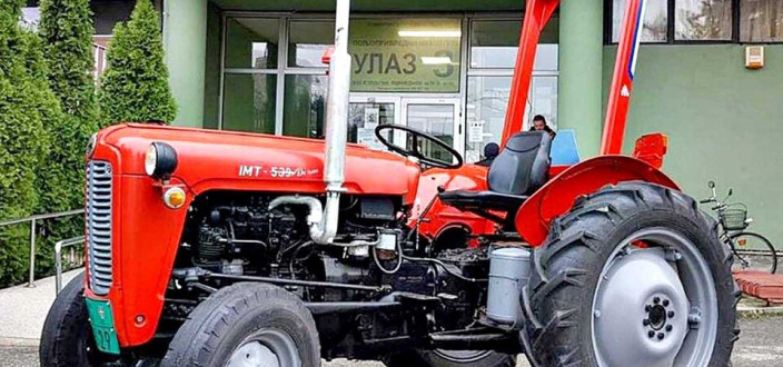 VT 135 ISTRA UJEMO Besplatno do bezbednog traktora 3 